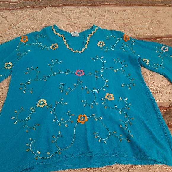 Blouse - Picture 4 of 7